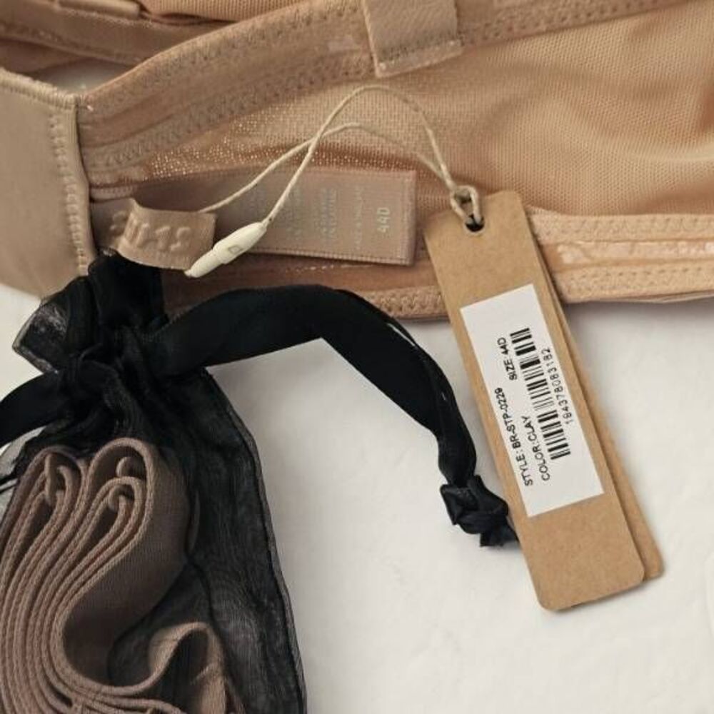 Skims strapless convertible underwire bra Nwt - Picture 8 of 10
